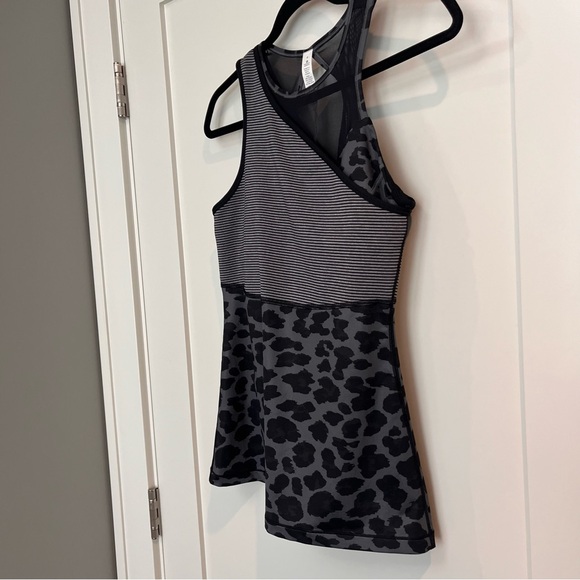 Lululemon Tank Bundle Size 8 Built-In Bra + Racerback - Picture 8 of 12